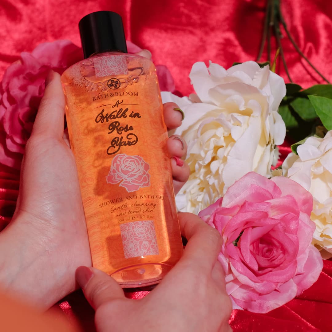 BATH&BLOOM A Walk In Rose Yard Shower And Bath Gel