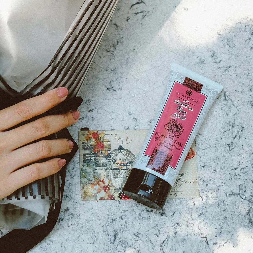 Bath&Bloom A Walk in Rose Yard Hand Cream