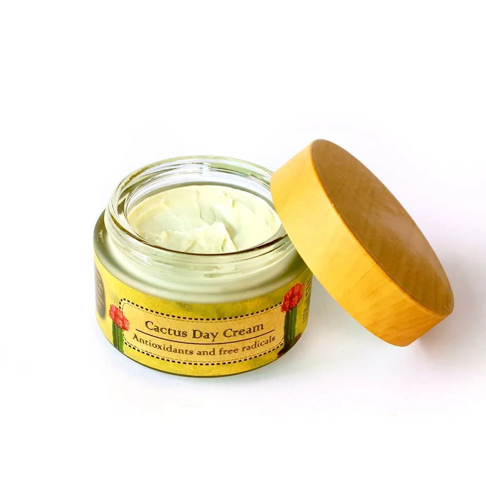 Phutawan Cactus Day Cream 45g